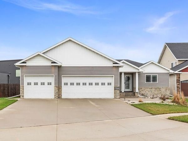 5103 44th Street S, Fargo, ND 58104