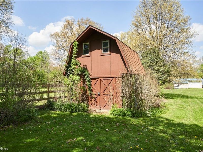 647 Killian Road, Coventry, OH 44319 Photo 23