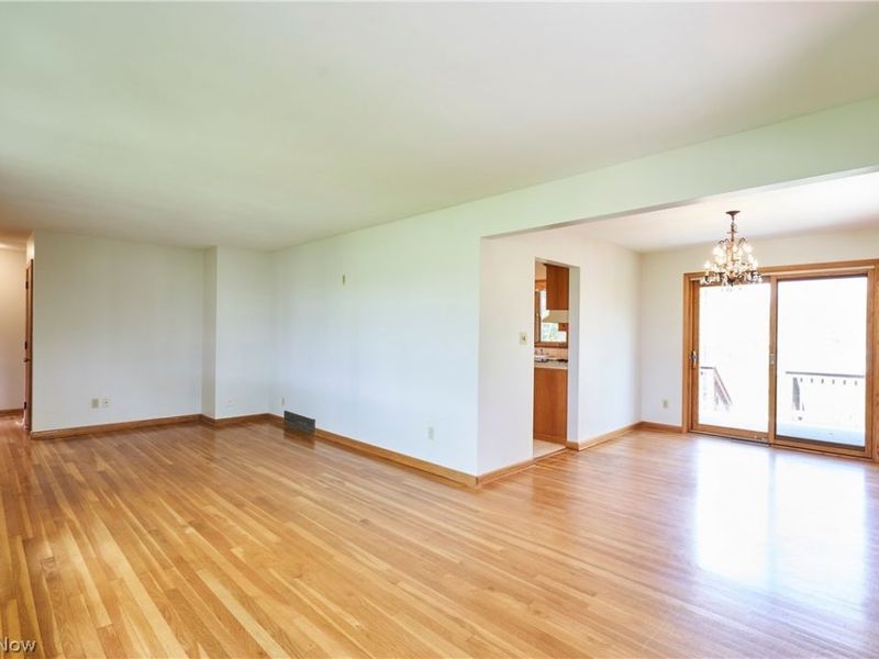647 Killian Road, Coventry, OH 44319 Photo 7