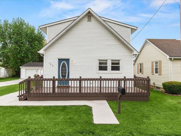 132 Richard Avenue , Bellefontaine, OH 43311