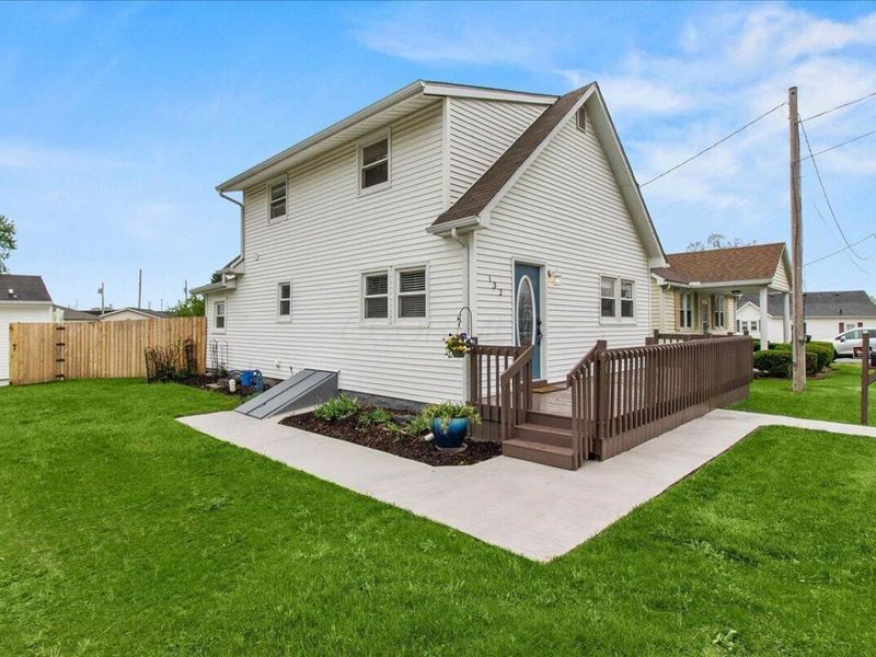 132 Richard Avenue, Bellefontaine, OH 43311 Photo 2