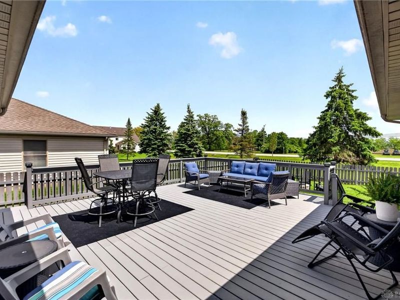 412 Clover Hill Drive, Tipp City, OH 45371 Photo 32