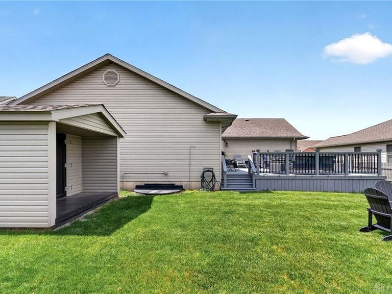 412 Clover Hill Drive, Tipp City, OH 45371 Photo 36