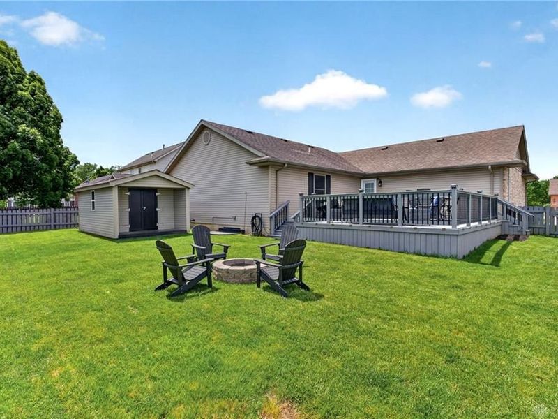412 Clover Hill Drive, Tipp City, OH 45371 Photo 37