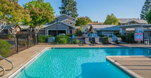 4749 Courtland Ln, Carmichael, CA 95608 Photo