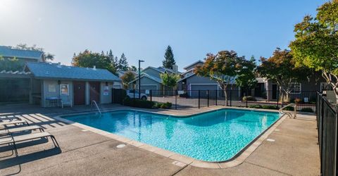 4749 Courtland Ln, Carmichael, CA 95608 Photo