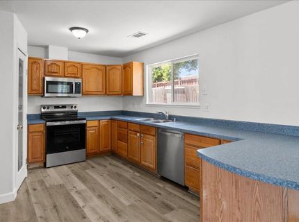 1183 Sultana Dr, Tracy, CA 95376 Photo
