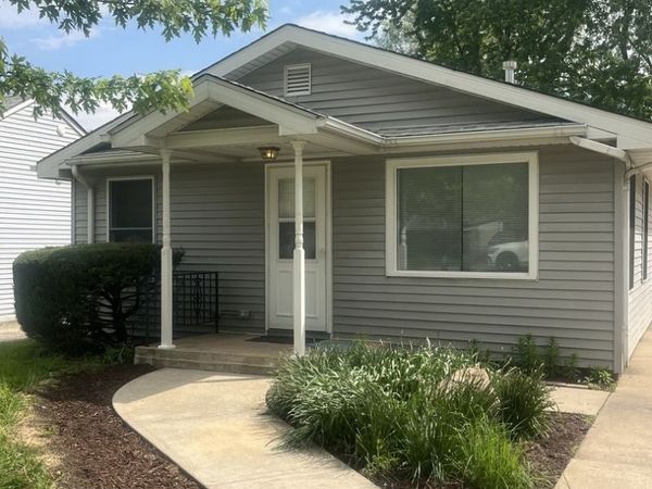 208 Independence Avenue , Joliet, IL 60433