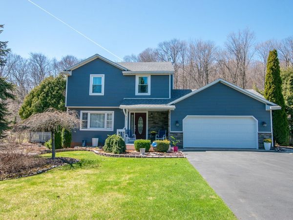 7196 West Bay Shore Drive S, Traverse City, MI 49684