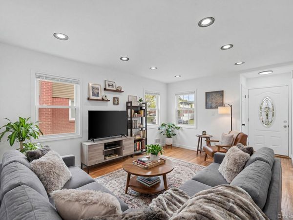 1977 Jackson Avenue , Elmont, NY 11003