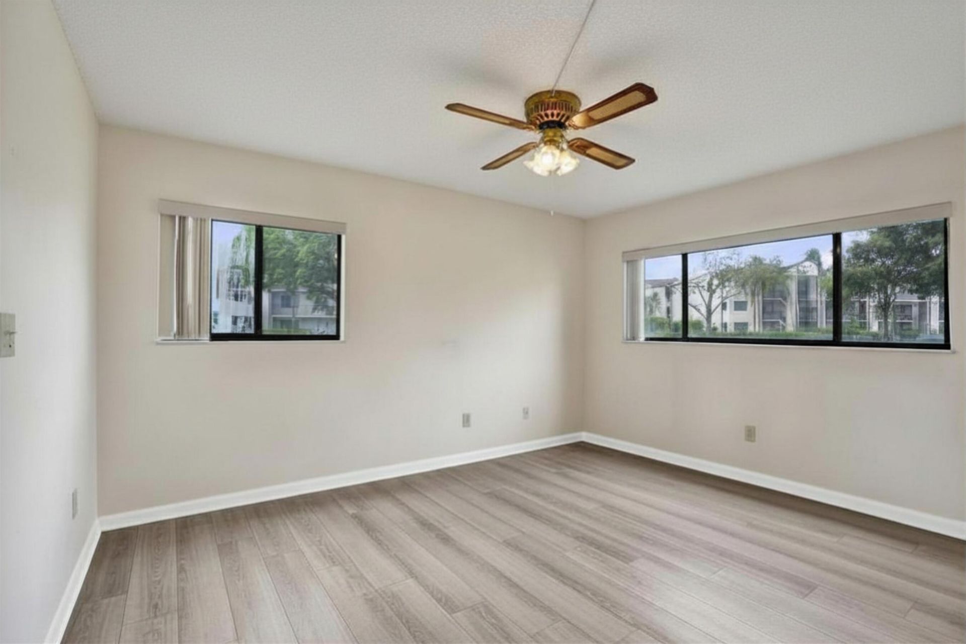 9758 N Belfort Circle, Unit 110, Tamarac, FL 33321 Photo