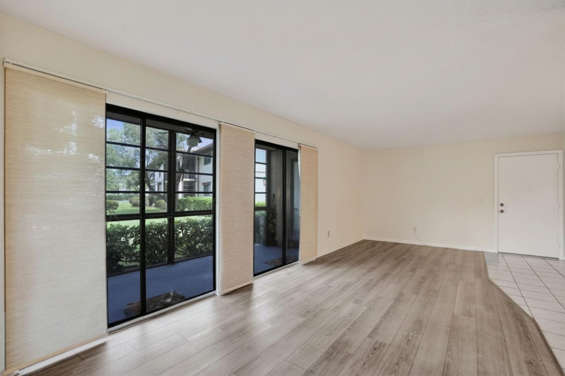 9758 N Belfort Circle, Unit 110, Tamarac, FL 33321 Photo