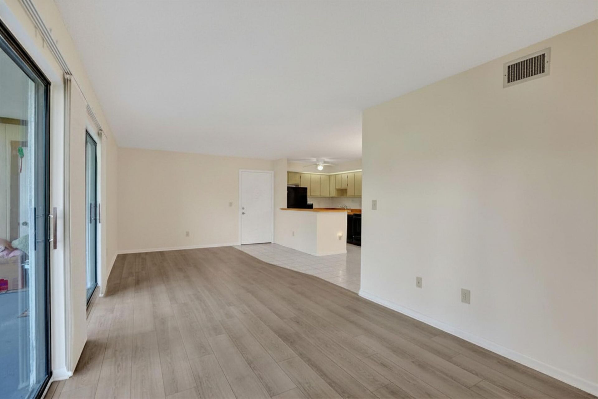 9758 N Belfort Circle, Unit 110, Tamarac, FL 33321 Photo