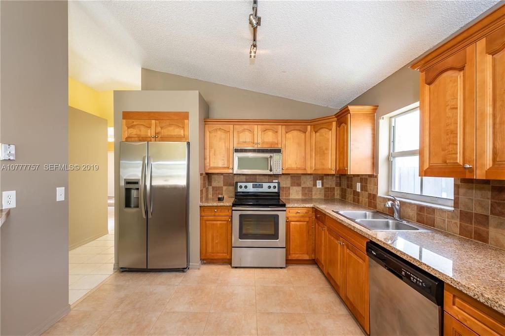 6222 Flores Del Mar, Margate, FL 33063 Photo