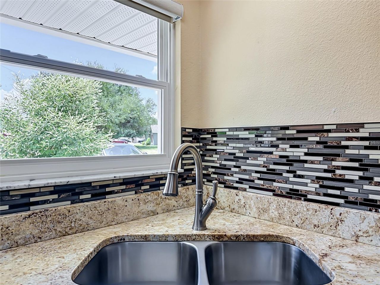 12547 Pine Island Drive, Leesburg, FL 34788 Photo