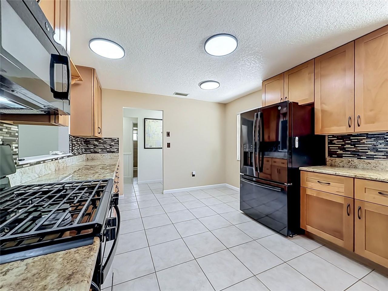 12547 Pine Island Drive, Leesburg, FL 34788 Photo