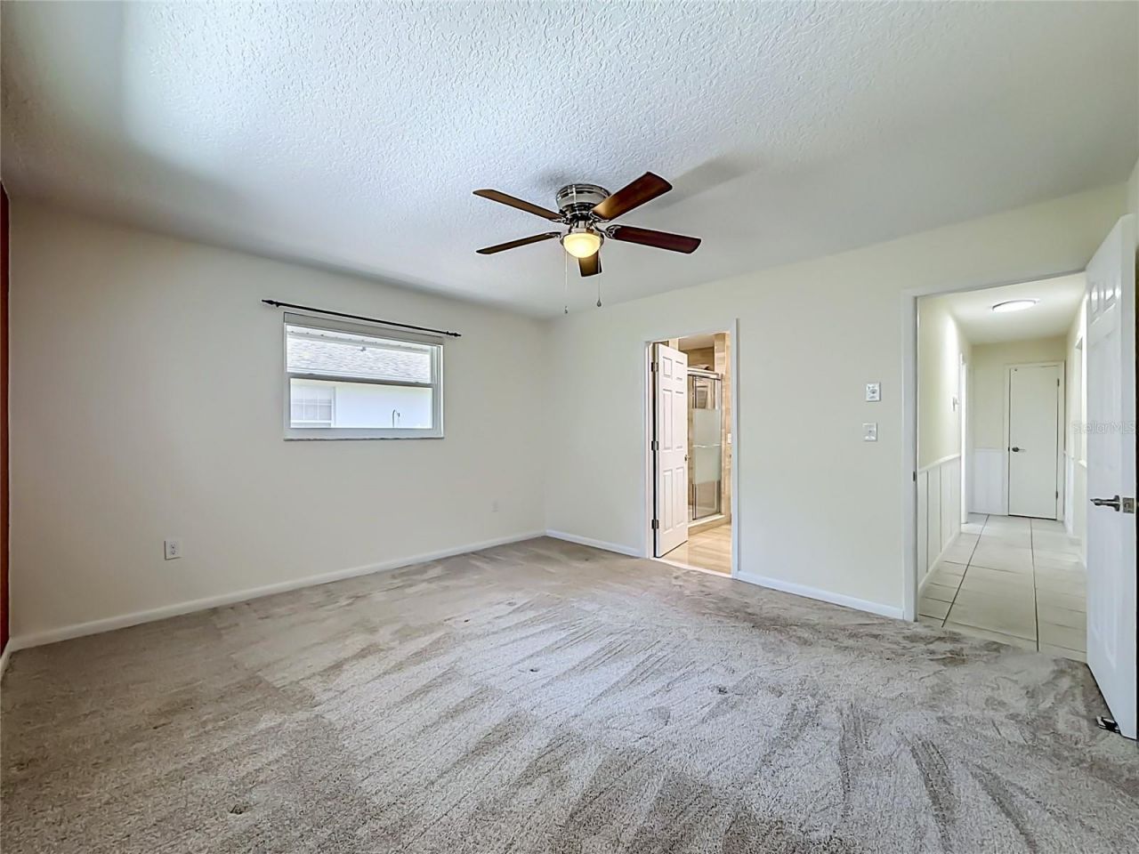 12547 Pine Island Drive, Leesburg, FL 34788 Photo