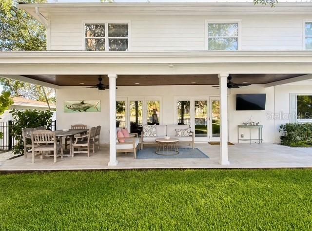 3301 Maple Street Ne, Saint Petersburg, FL 33704 Photo