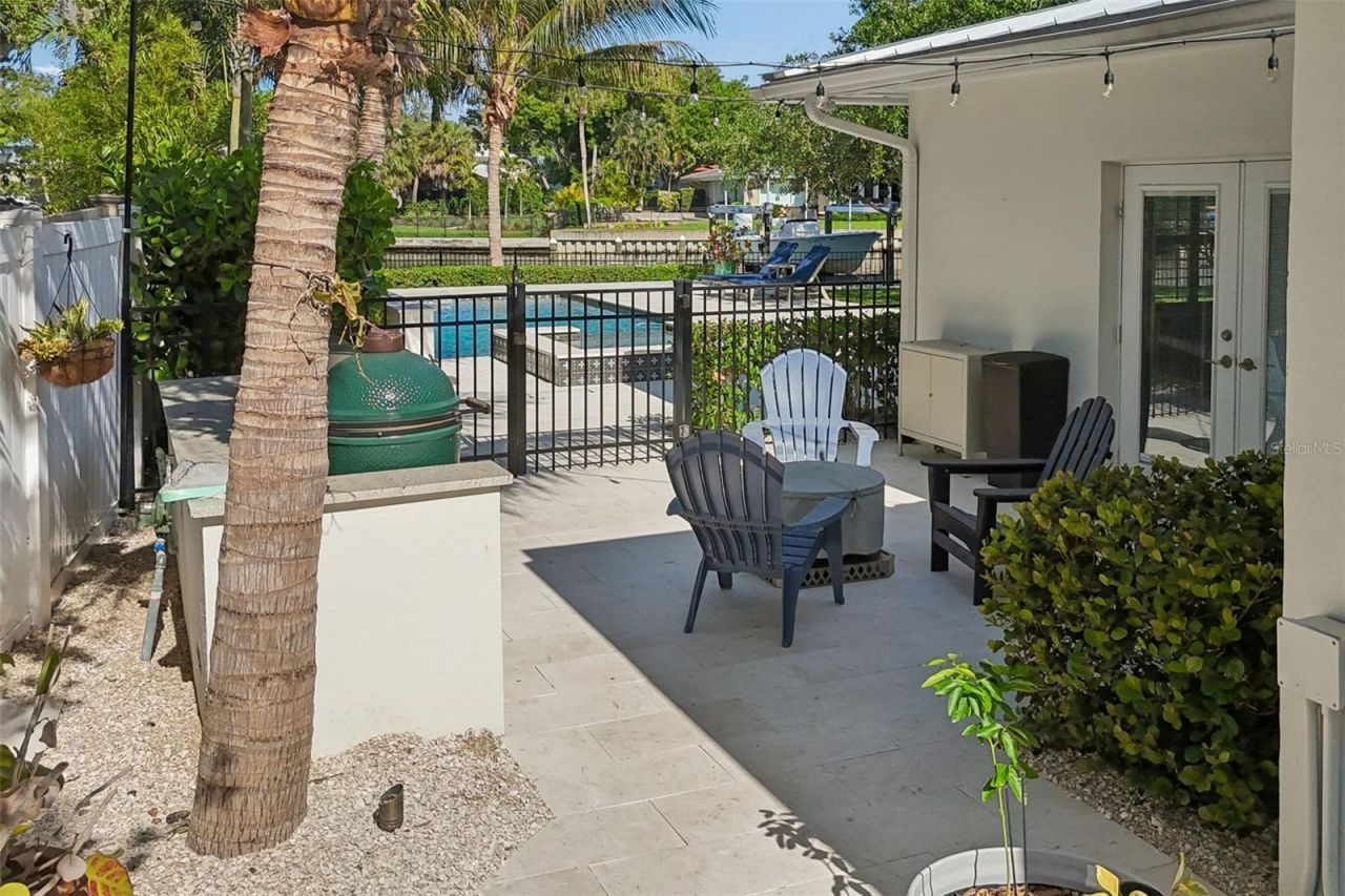 3301 Maple Street Ne, Saint Petersburg, FL 33704 Photo