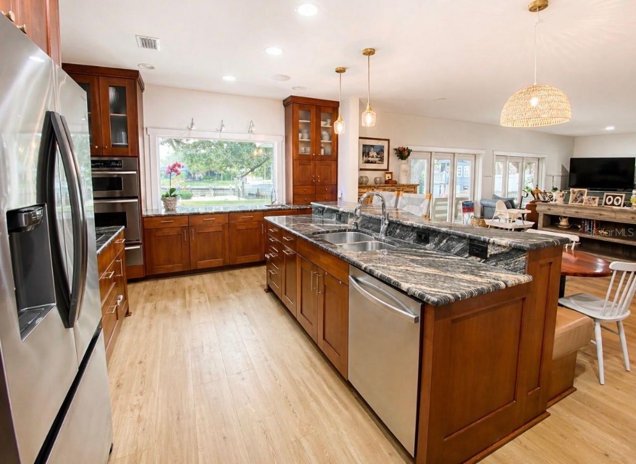 3301 Maple Street Ne, Saint Petersburg, FL 33704 Photo