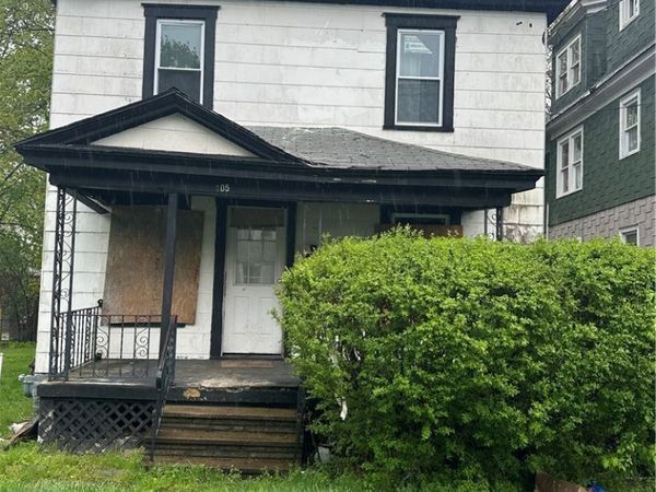 105 Randall Avenue , Syracuse, NY 13207