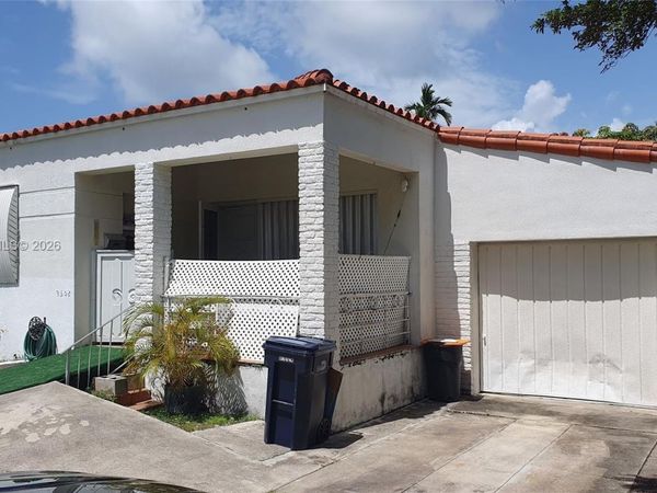 9508 Byron Ave , Surfside, FL 33154