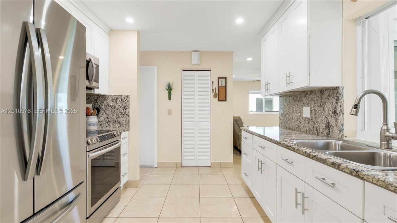 1621 NW 85th Way, Plantation, FL 33322 Photo