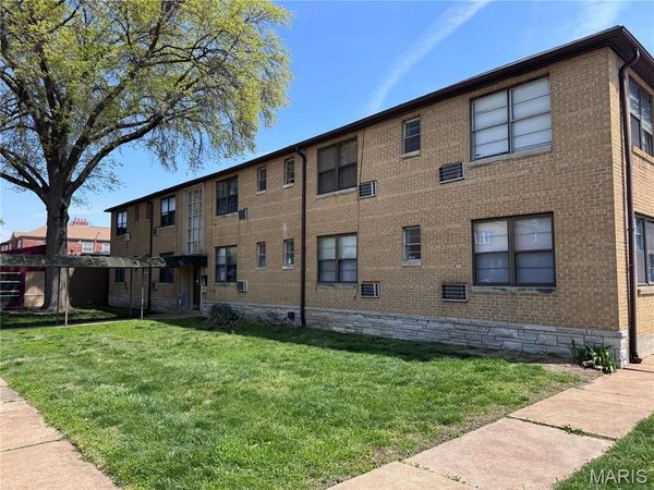 3508 Watson Road , St Louis, MO 63139