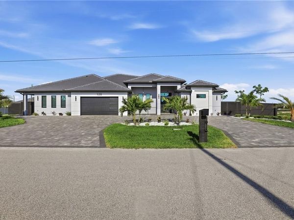 120 SW 9th AVE , CAPE CORAL, FL 33991