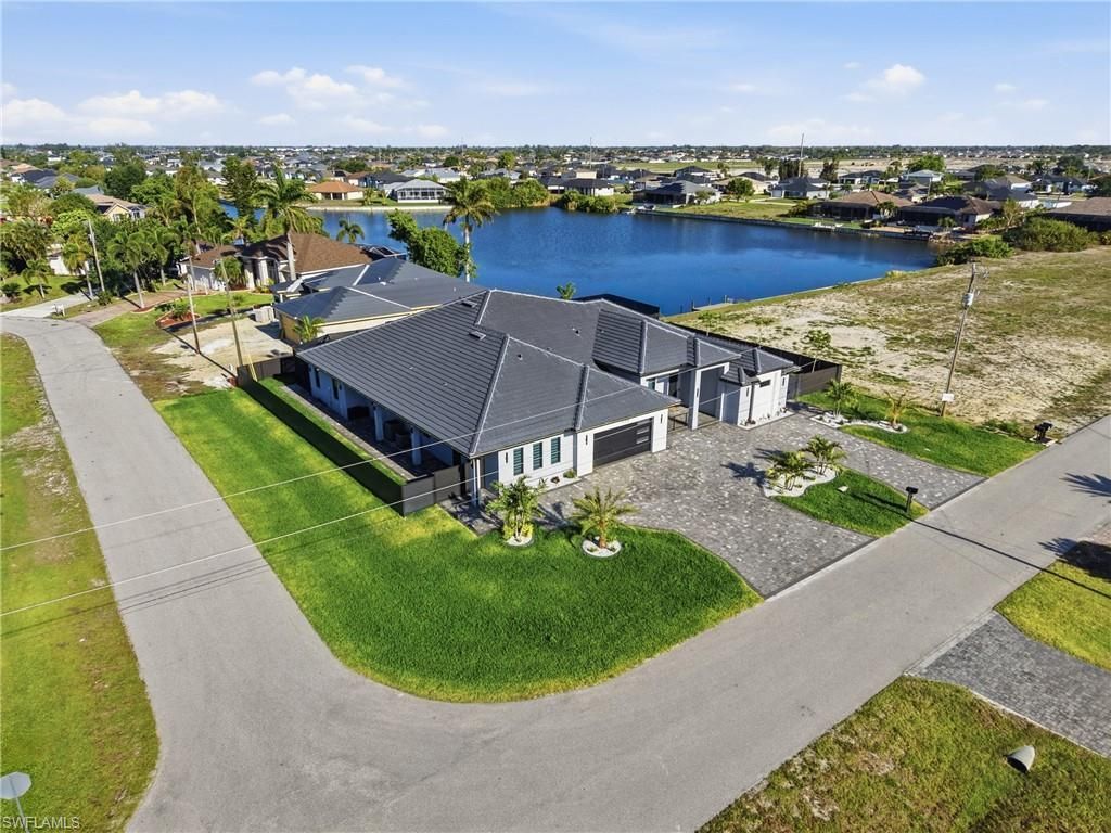 120 SW 9th Ave , Cape Coral, FL 33991 Photo