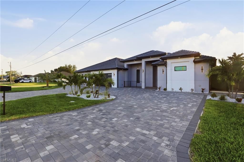 120 SW 9th Ave , Cape Coral, FL 33991 Photo