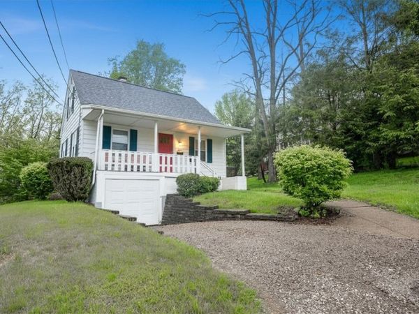201 Locust St , Indiana, PA 15701
