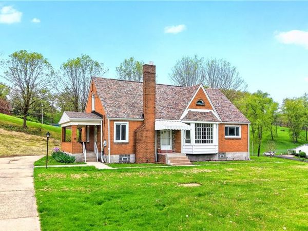 692 Simpson Howell Road , Elizabeth, PA 15037