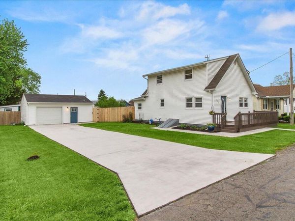 132 Richard Avenue, Bellefontaine, OH 43311