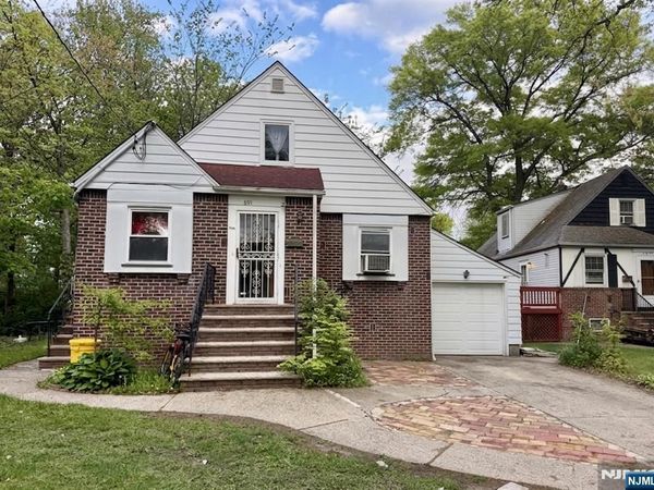 691 River Road, TEANECK, NJ 07666