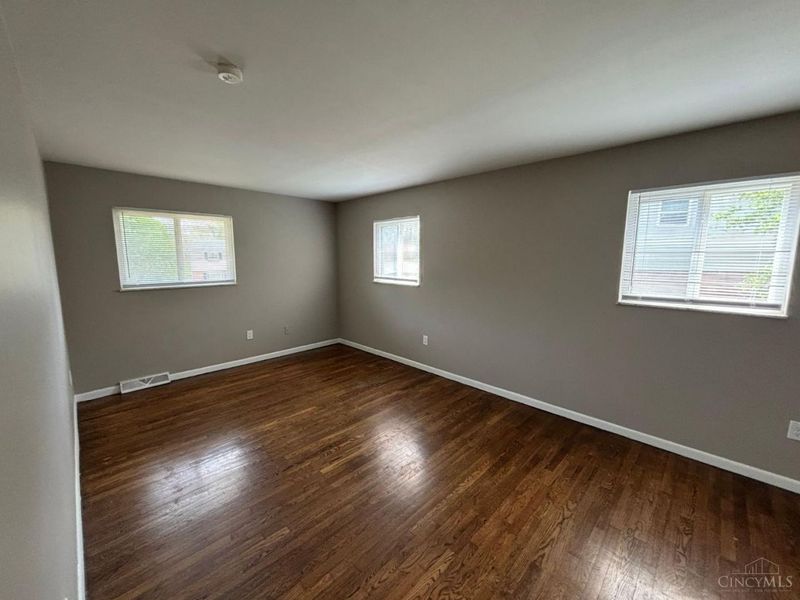 10915 Fernhill Drive, Sharonville, OH 45241 Photo 11