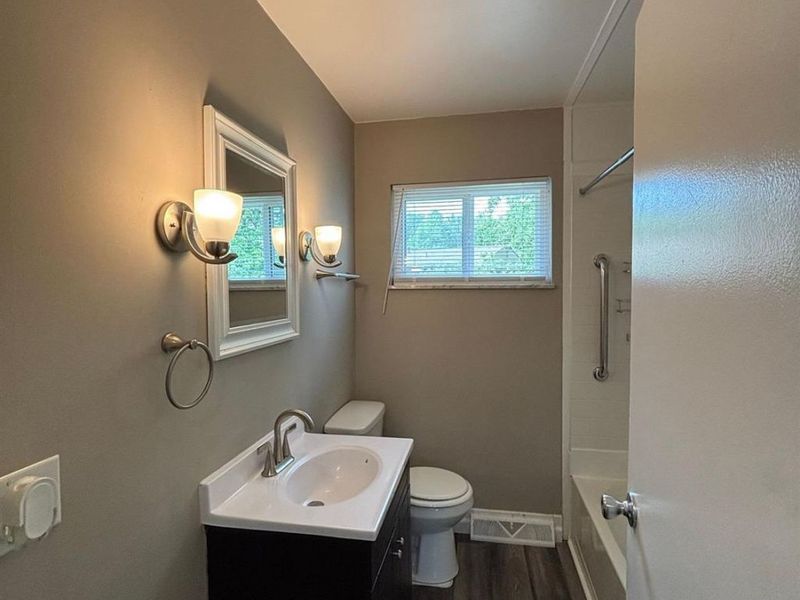 10915 Fernhill Drive, Sharonville, OH 45241 Photo 12