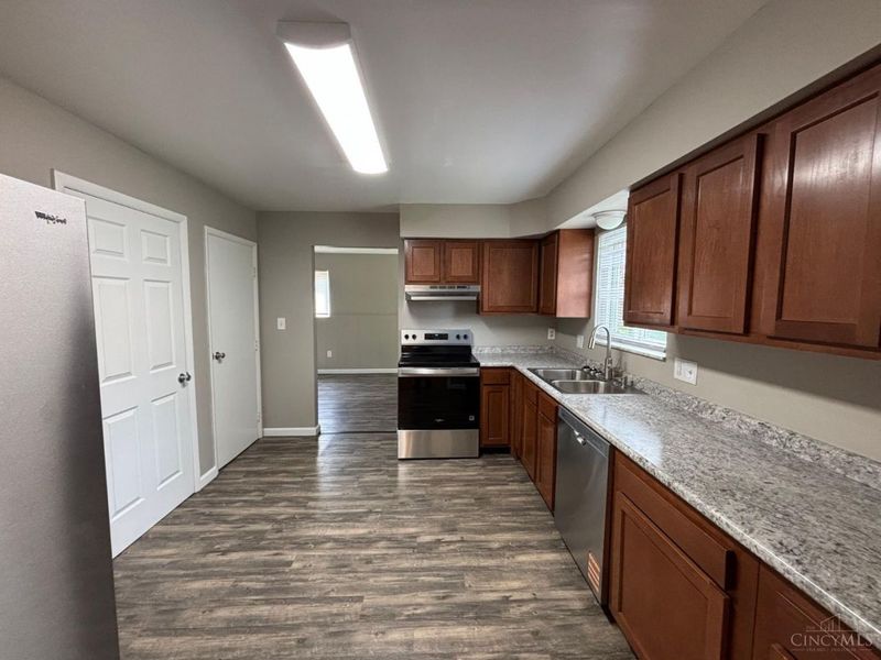10915 Fernhill Drive, Sharonville, OH 45241 Photo 5
