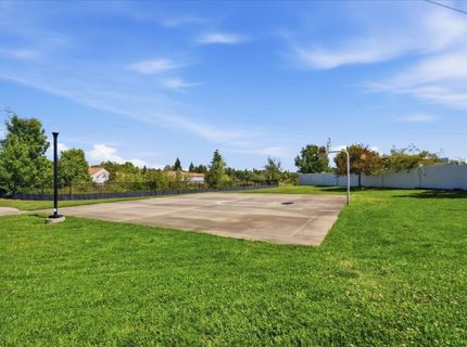 885 Halidon Way #522, Unit 522, Folsom, CA 95630 Photo