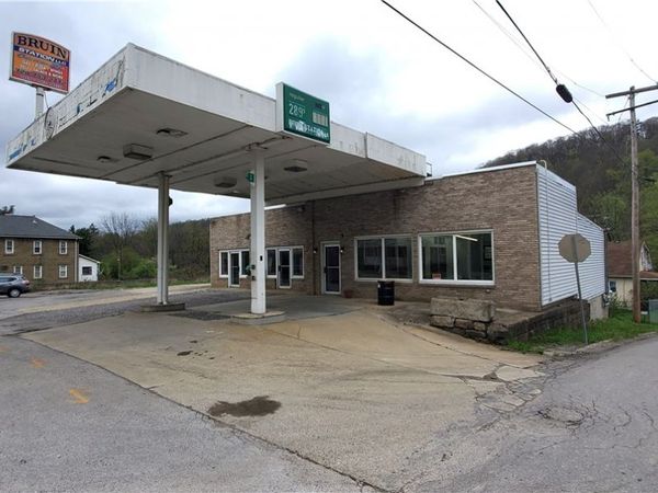 163 Main St, Bruin, PA 16022