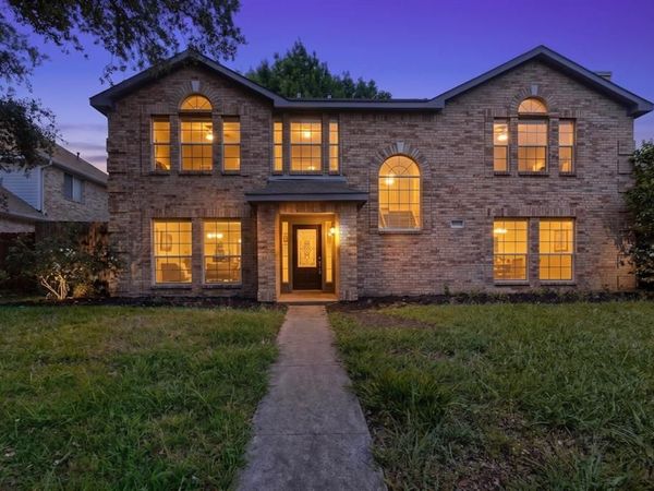 2302 Dana Drive, Rowlett, TX 75088
