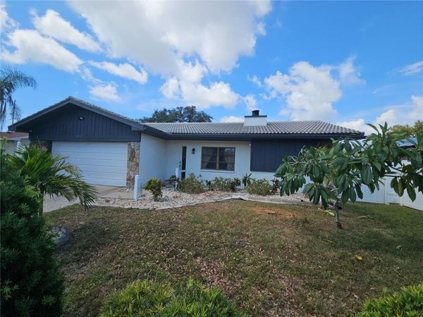 11557 124TH TERRACE, LARGO, FL 33778
