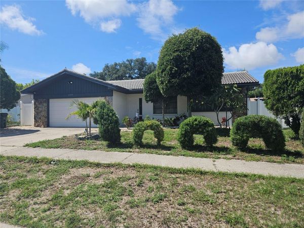 11557 124TH TERRACE, LARGO, FL 33778