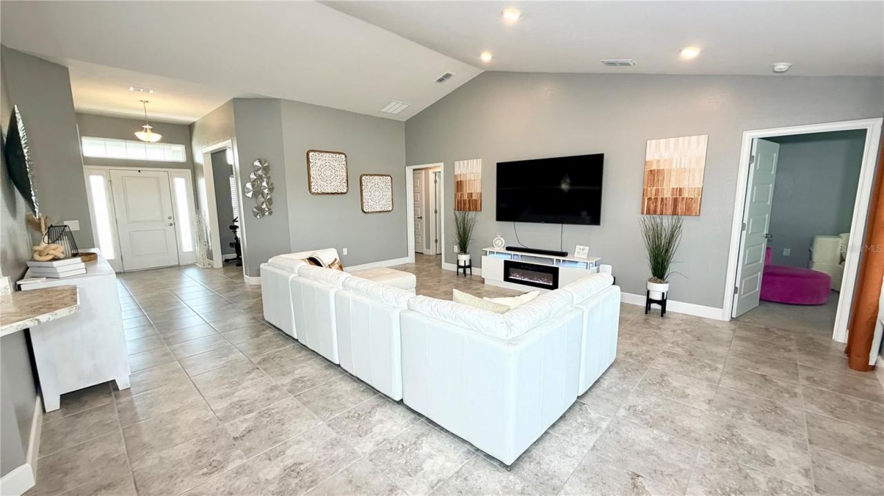 4015 Tullamore Lane, Auburndale, FL 33823 Photo