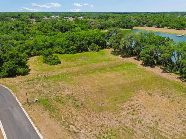 2827 MYSTIC OAKS DRIVE , PLANT CITY, FL 33563