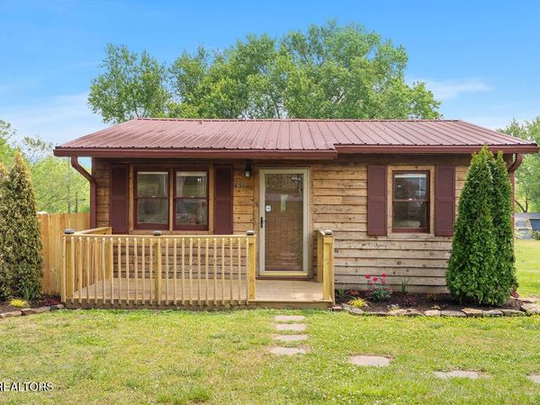 2810 Carson Ave, Knoxville, TN 37917