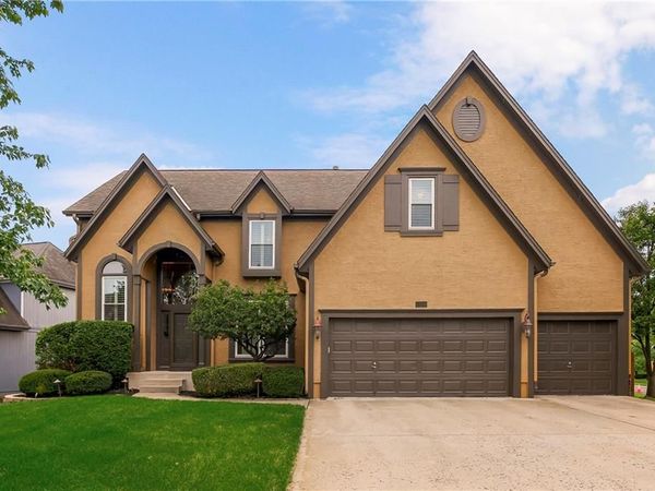 13100 Woodward Street, Overland Park, KS 66213