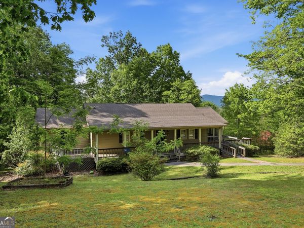 592 Potomac Drive, Tiger, GA 30576
