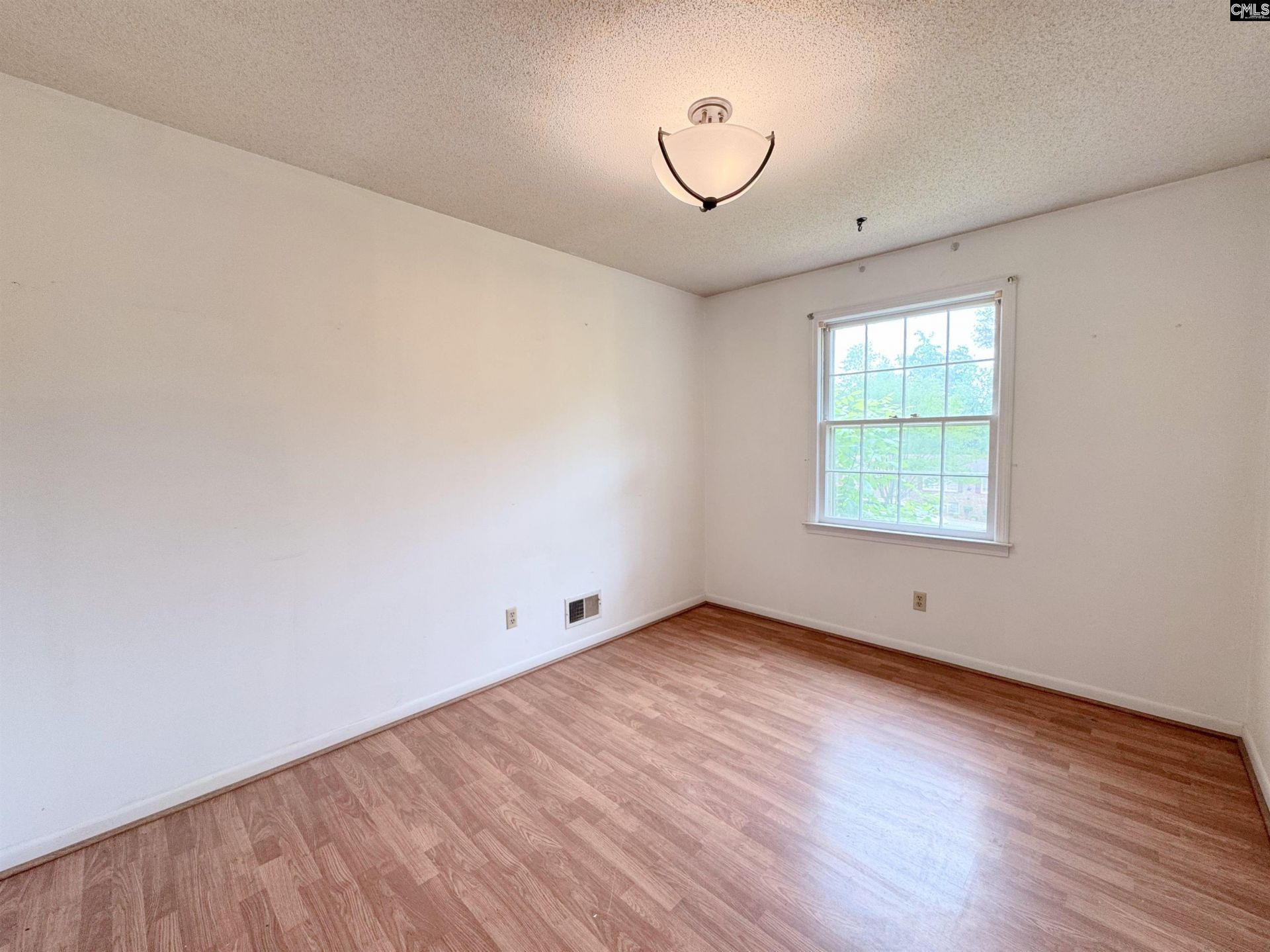 146 Finsbury Road Photo 15