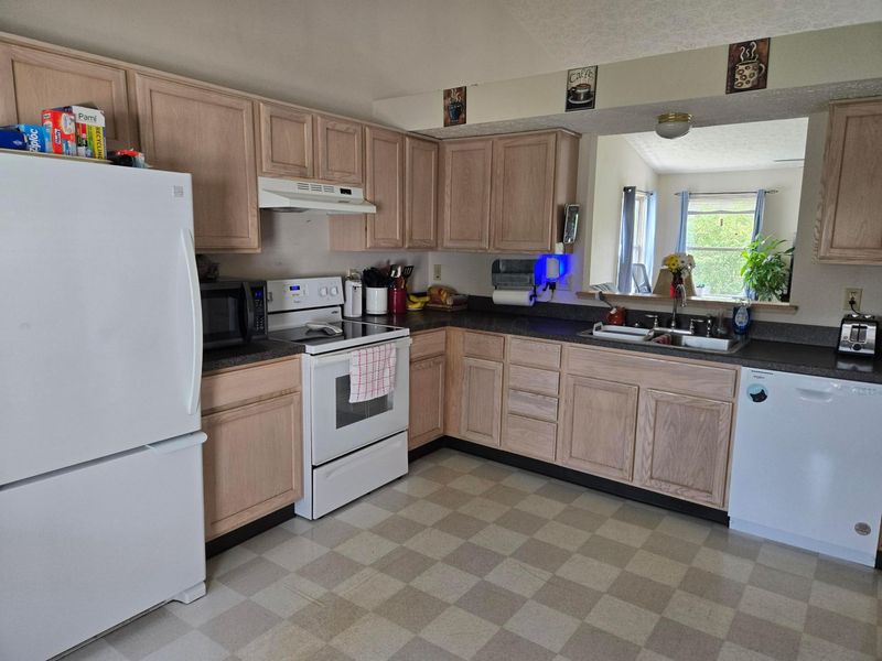 5697 Silver Spurs Lane , Galloway, OH 43119 Photo 5